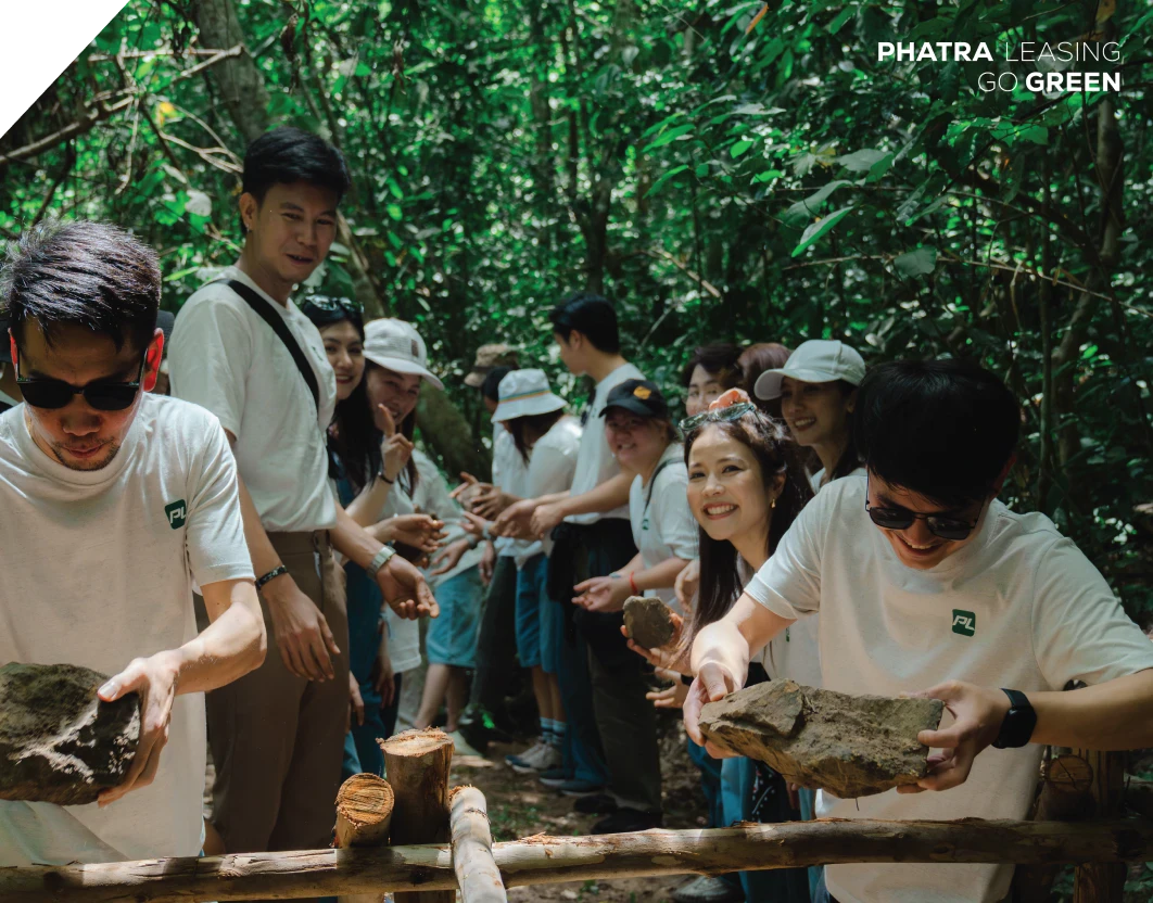 ร่วมฟื้นฟูธรรมชาติด้วยกิจกรรมปลูกป่าและสร้างฝาย ภายใต้โครงการ “PL Go Green”