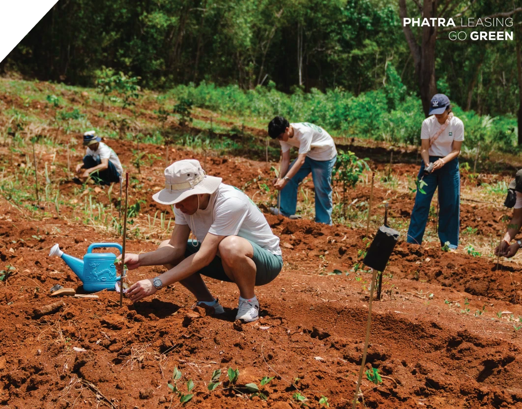 ร่วมฟื้นฟูธรรมชาติด้วยกิจกรรมปลูกป่าและสร้างฝาย ภายใต้โครงการ “PL Go Green”