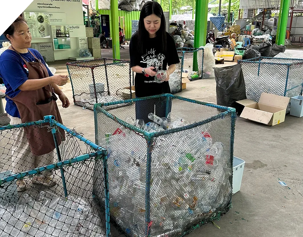 บมจ.ภัทรลิสซิ่ง สานต่อโครงการ “เปลี่ยนพลาสติกเป็นจีวร” ครั้งที่ 2 ตอกย้ำความมุ่งมั่นด้านความยั่งยืน (ESG)